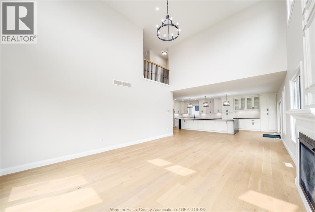 116 KINGSBRIDGE DRIVE - 12