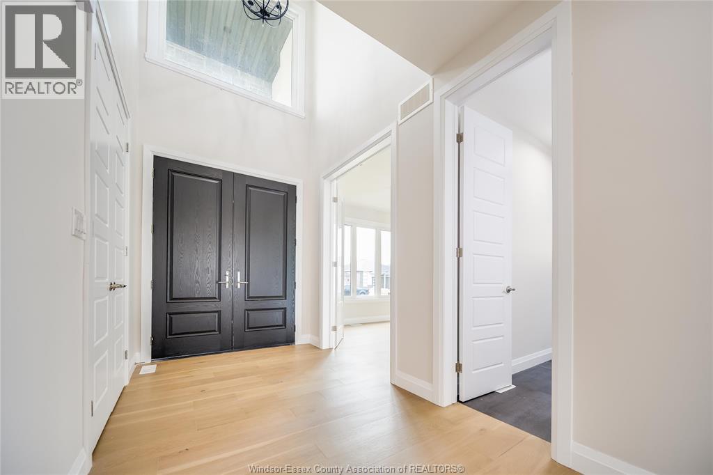 116 KINGSBRIDGE DRIVE - 5