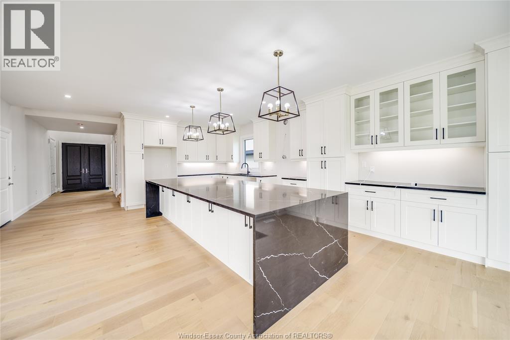 116 KINGSBRIDGE DRIVE - 16