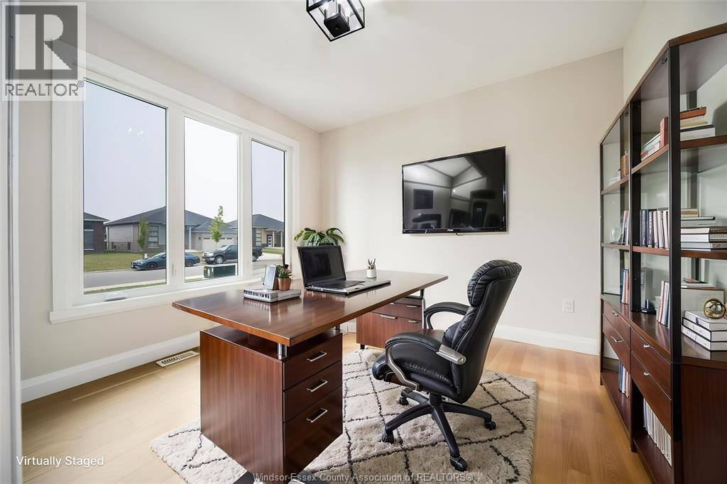 116 KINGSBRIDGE DRIVE - 25