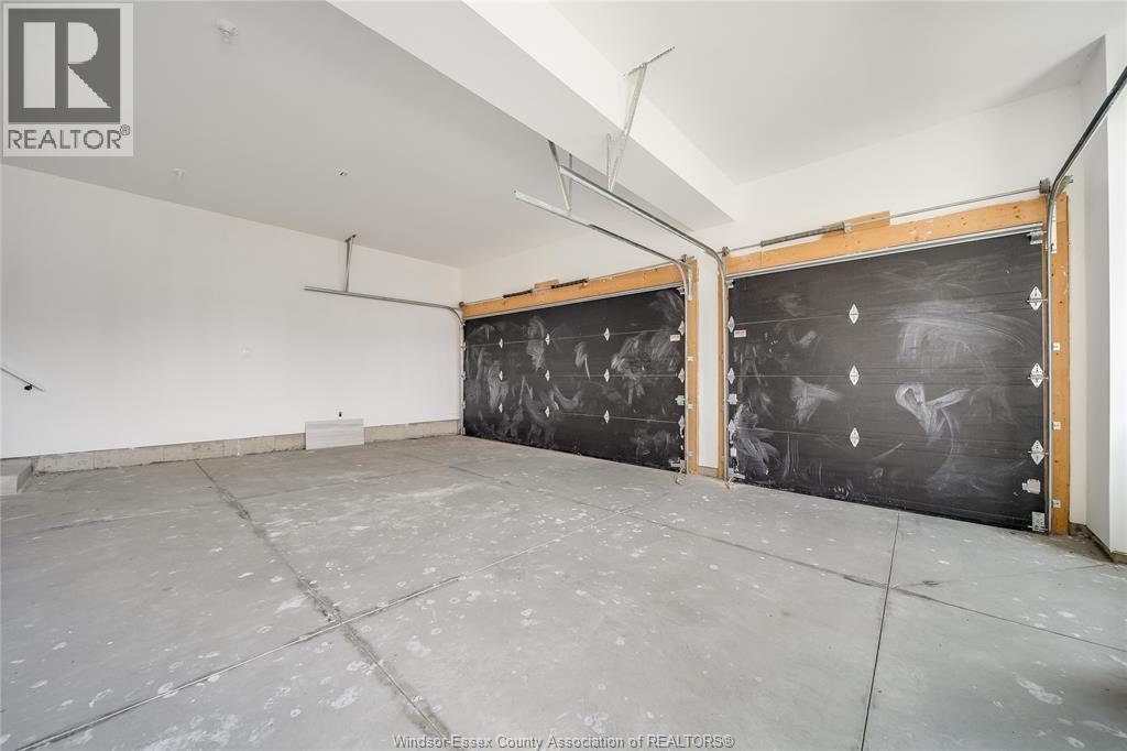 116 KINGSBRIDGE DRIVE - 46