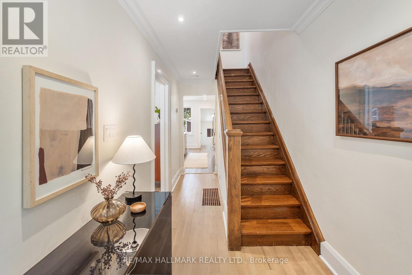 26 MAIN STREET - 18