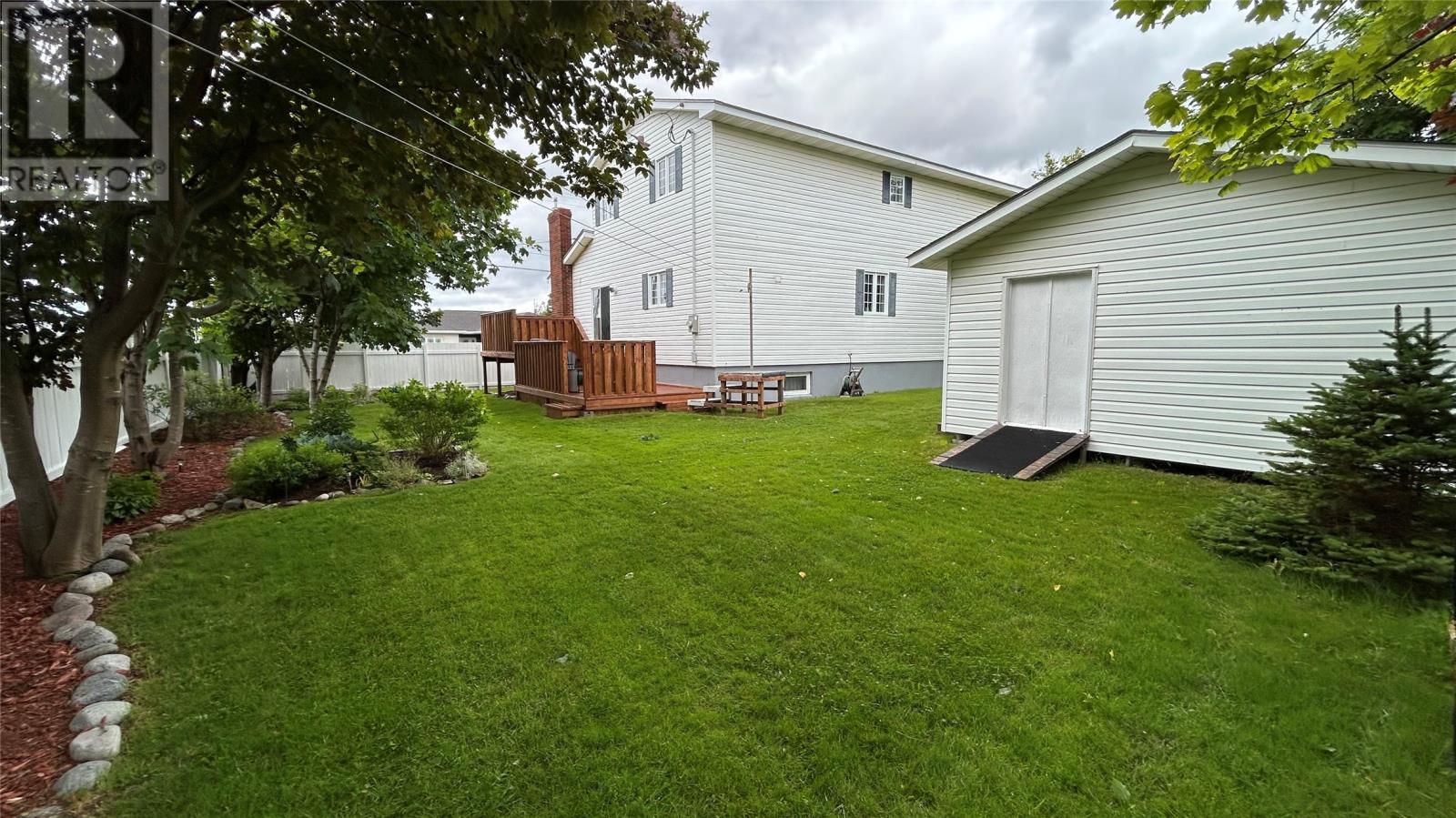 2 MacNeil Crescent - Image 25