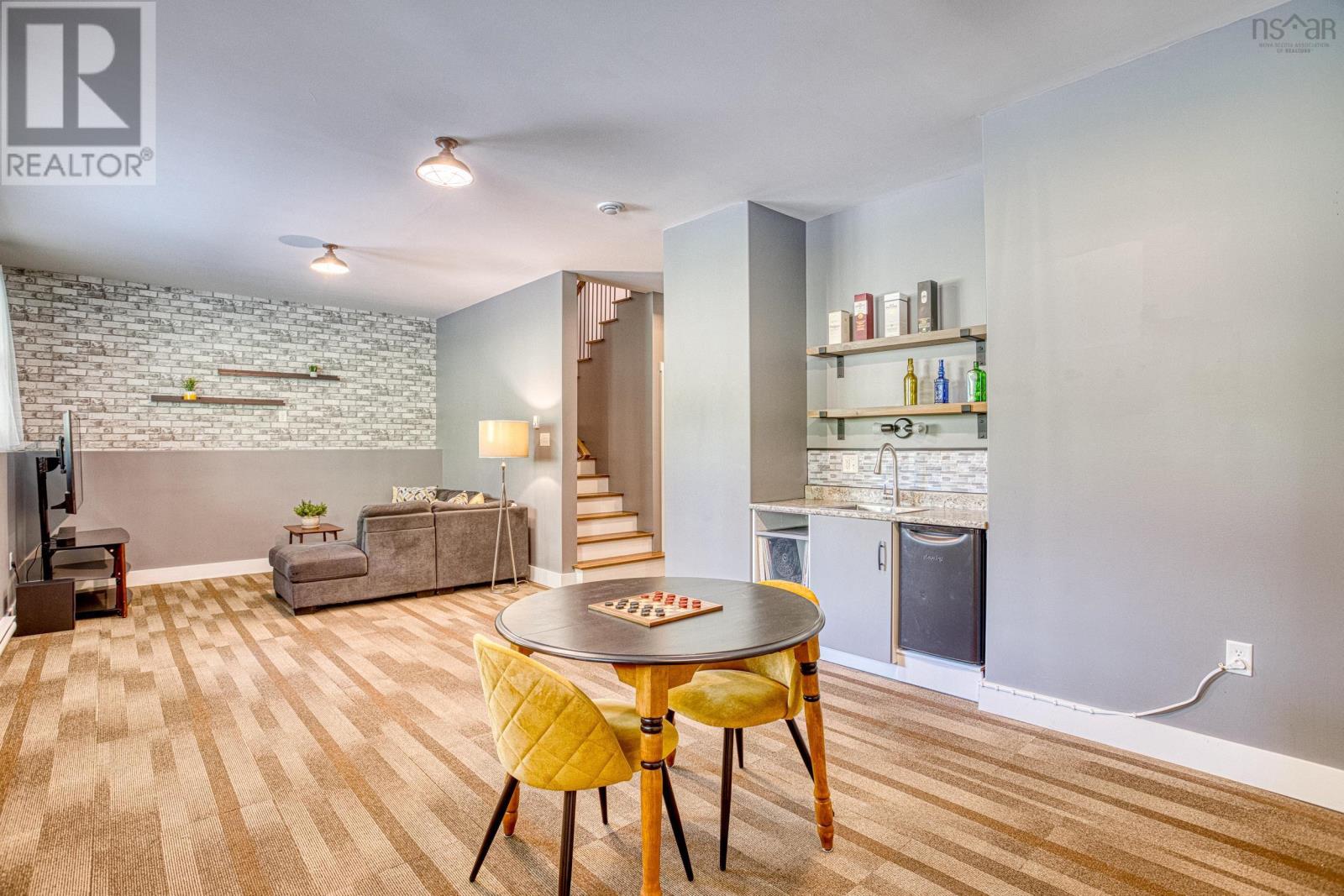52 Bantry Avenue - 49