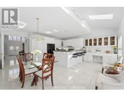 11 Sorrento Drive, Richmond Hill, ON L4C0J8 Photo 14