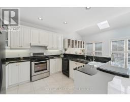 11 Sorrento Drive, Richmond Hill, ON L4C0J8 Photo 17