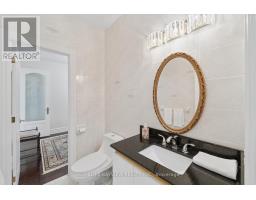 11 Sorrento Drive, Richmond Hill, ON L4C0J8 Photo 24