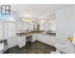 11 Sorrento Drive, Richmond Hill, ON L4C0J8 Photo 30
