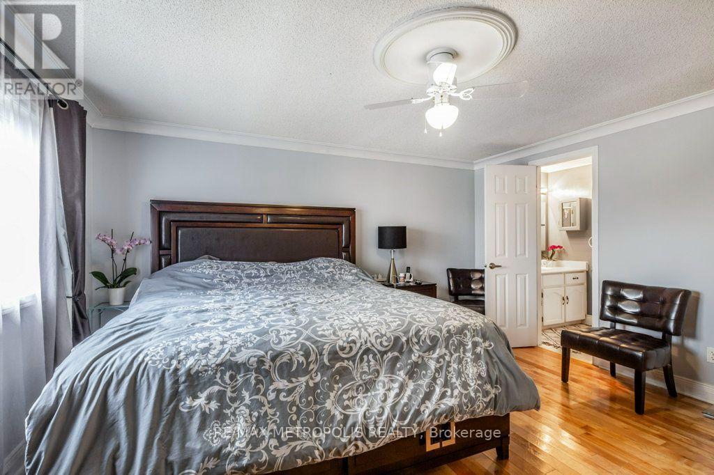 269 BURNETT AVENUE - 25