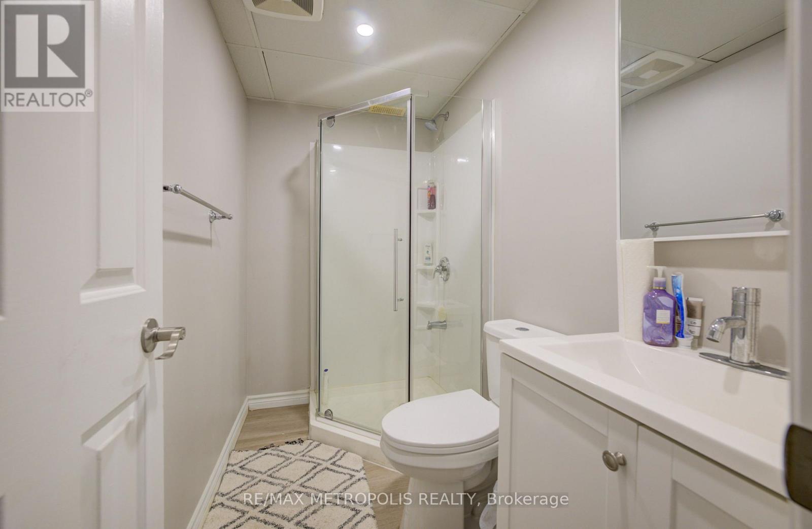 269 BURNETT AVENUE - 30