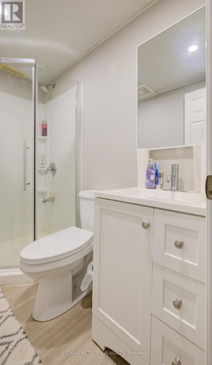 269 BURNETT AVENUE - 31