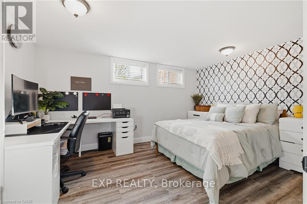120 ELGIN CRESCENT - 8