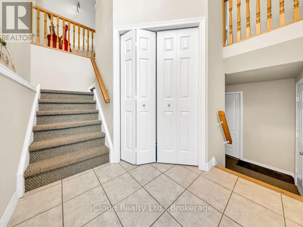 308 KEEWATIN AVENUE - 7