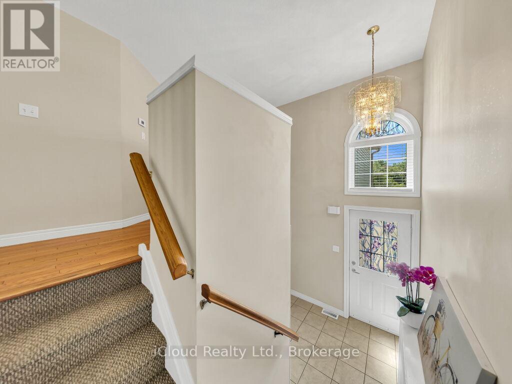 308 KEEWATIN AVENUE - 9