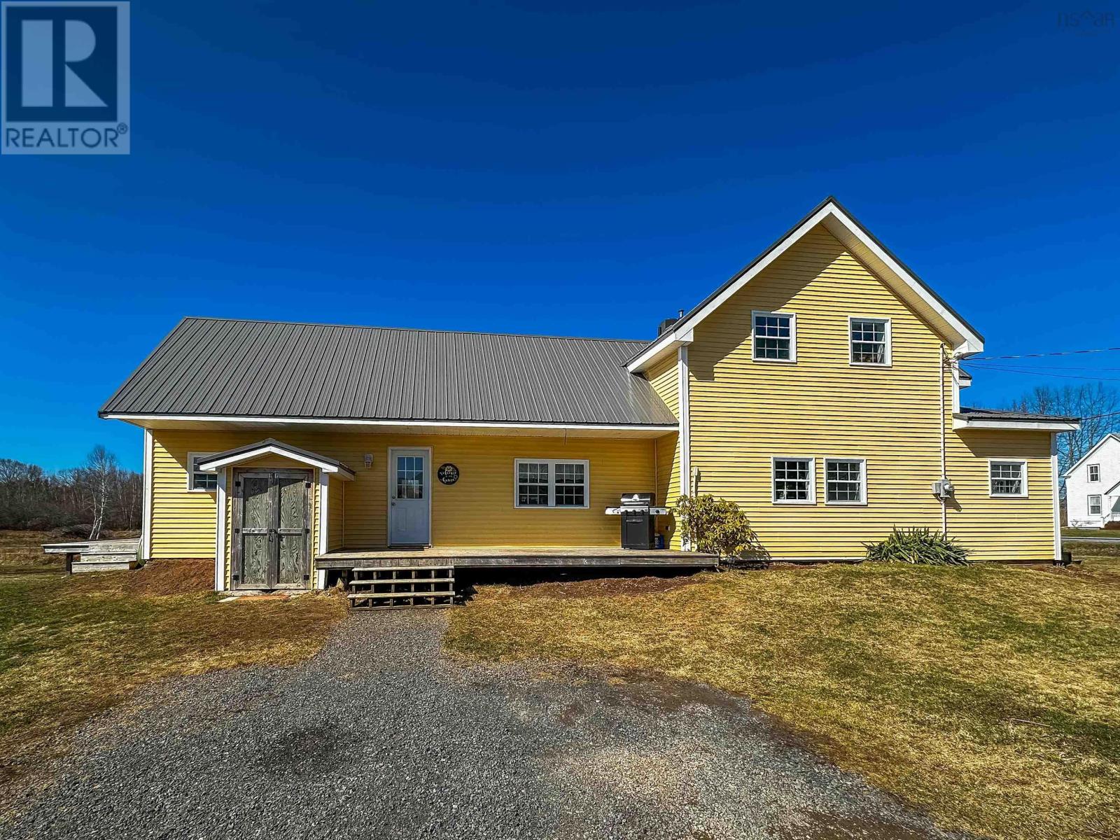 5692 Highway 221 - 2