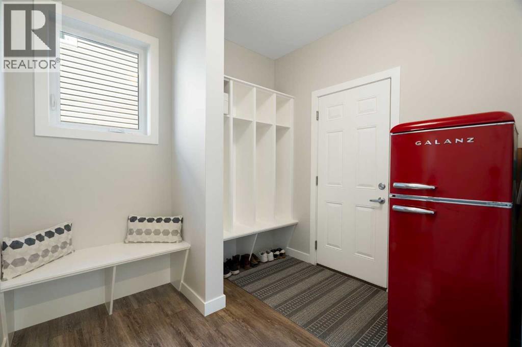 48 Crestbrook Link SW - 11