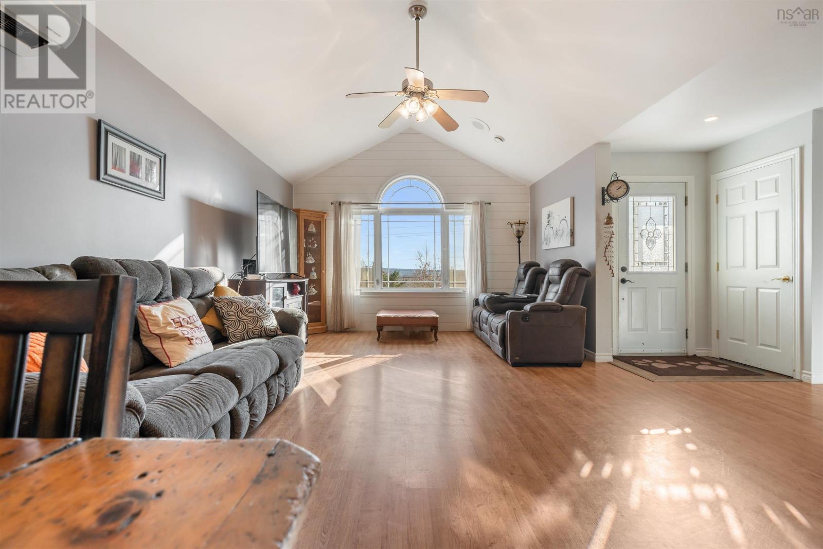 935 BROOKSIDE Road - 12
