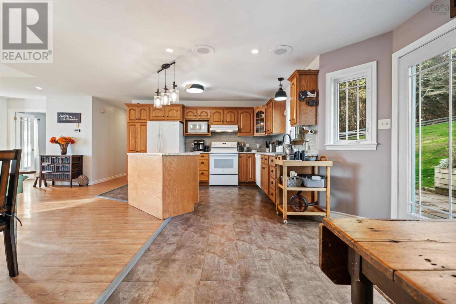 935 BROOKSIDE Road - 18