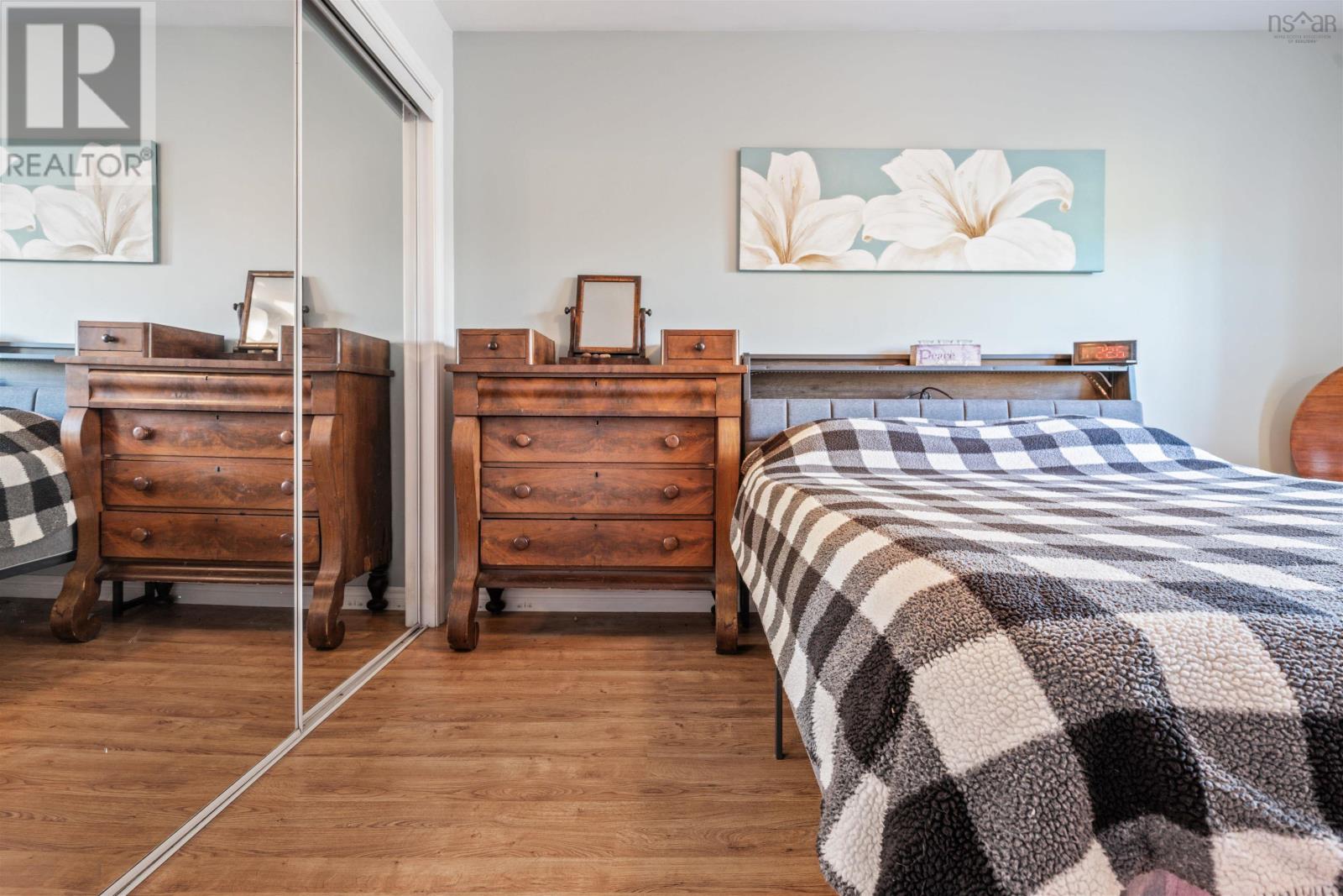 935 BROOKSIDE Road - 25