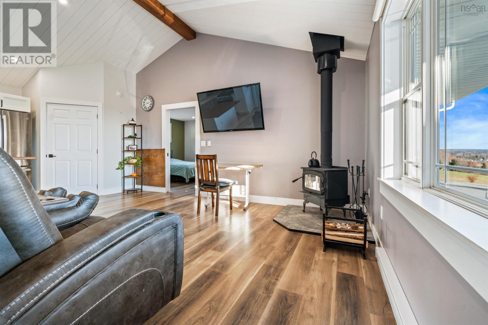 935 BROOKSIDE Road - 34
