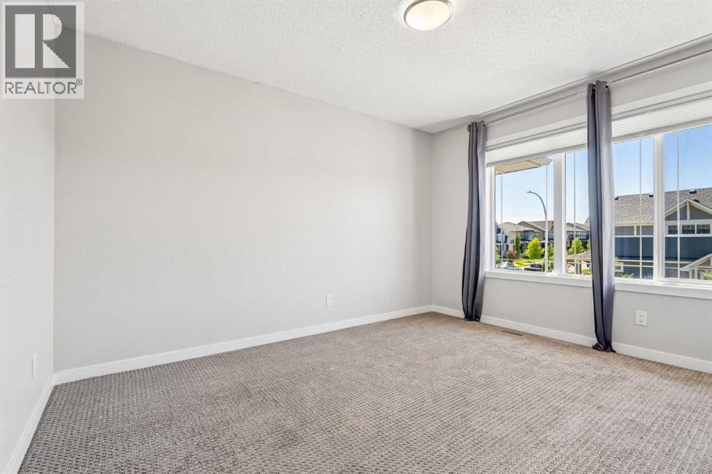 549 Hillcrest Road SW - 18