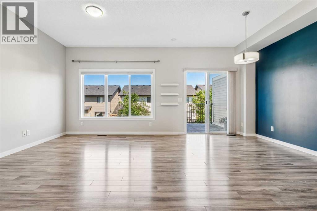 549 Hillcrest Road SW - 13