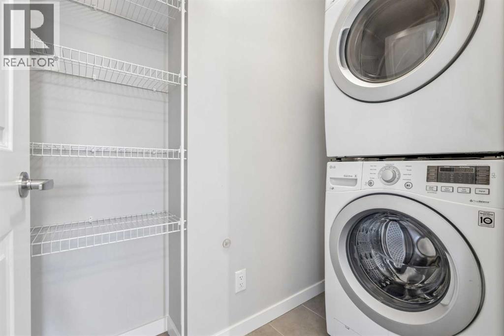 549 Hillcrest Road SW - 26