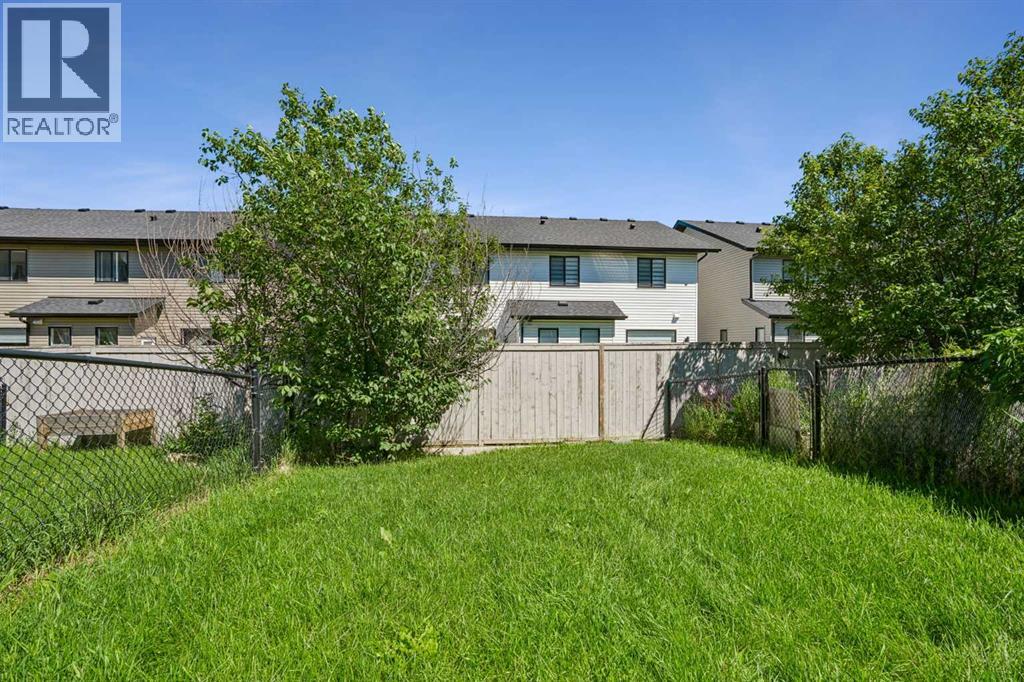 549 Hillcrest Road SW - 32