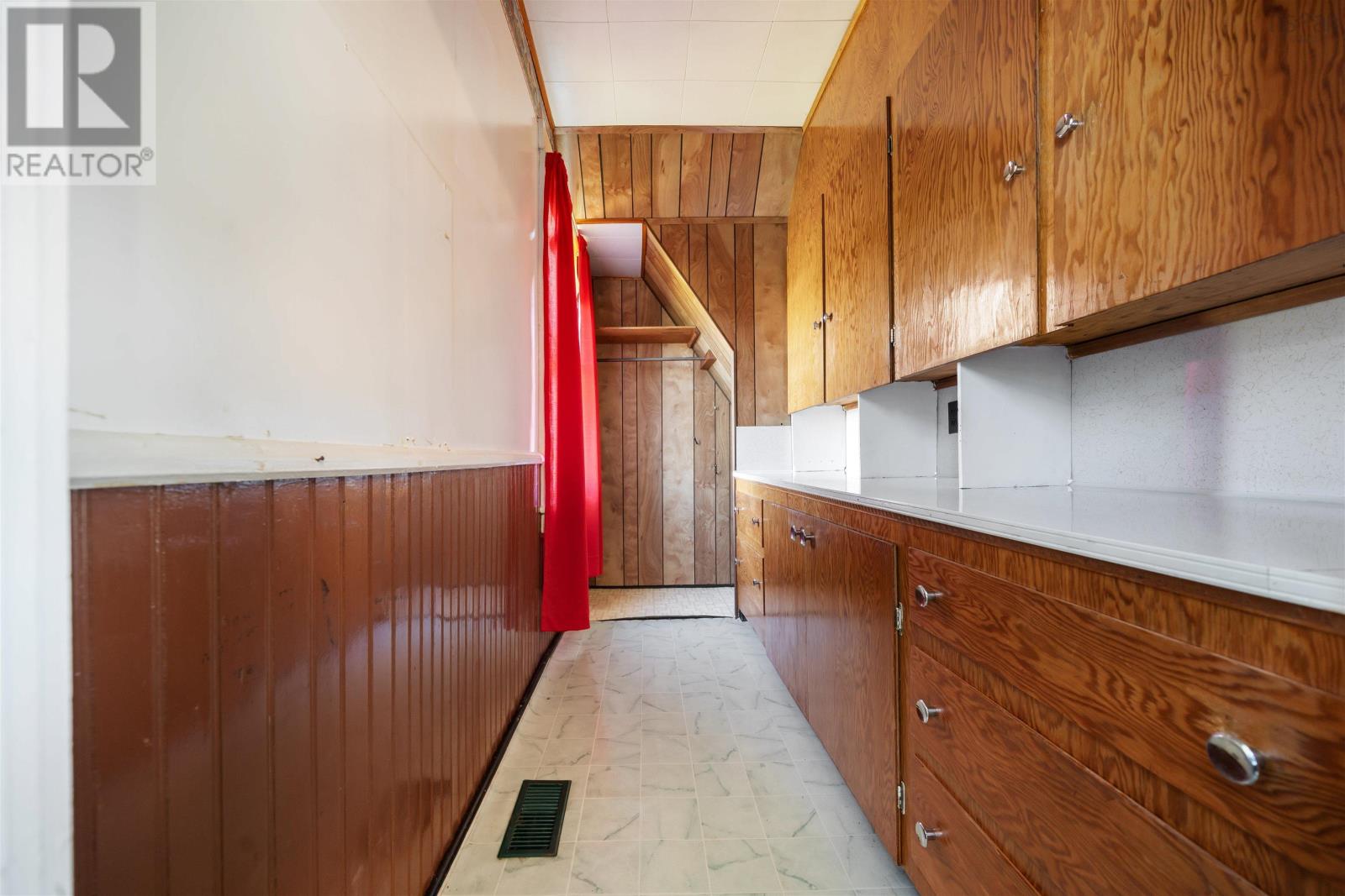 Property 22 of 49 of 1219 West Advocate Road