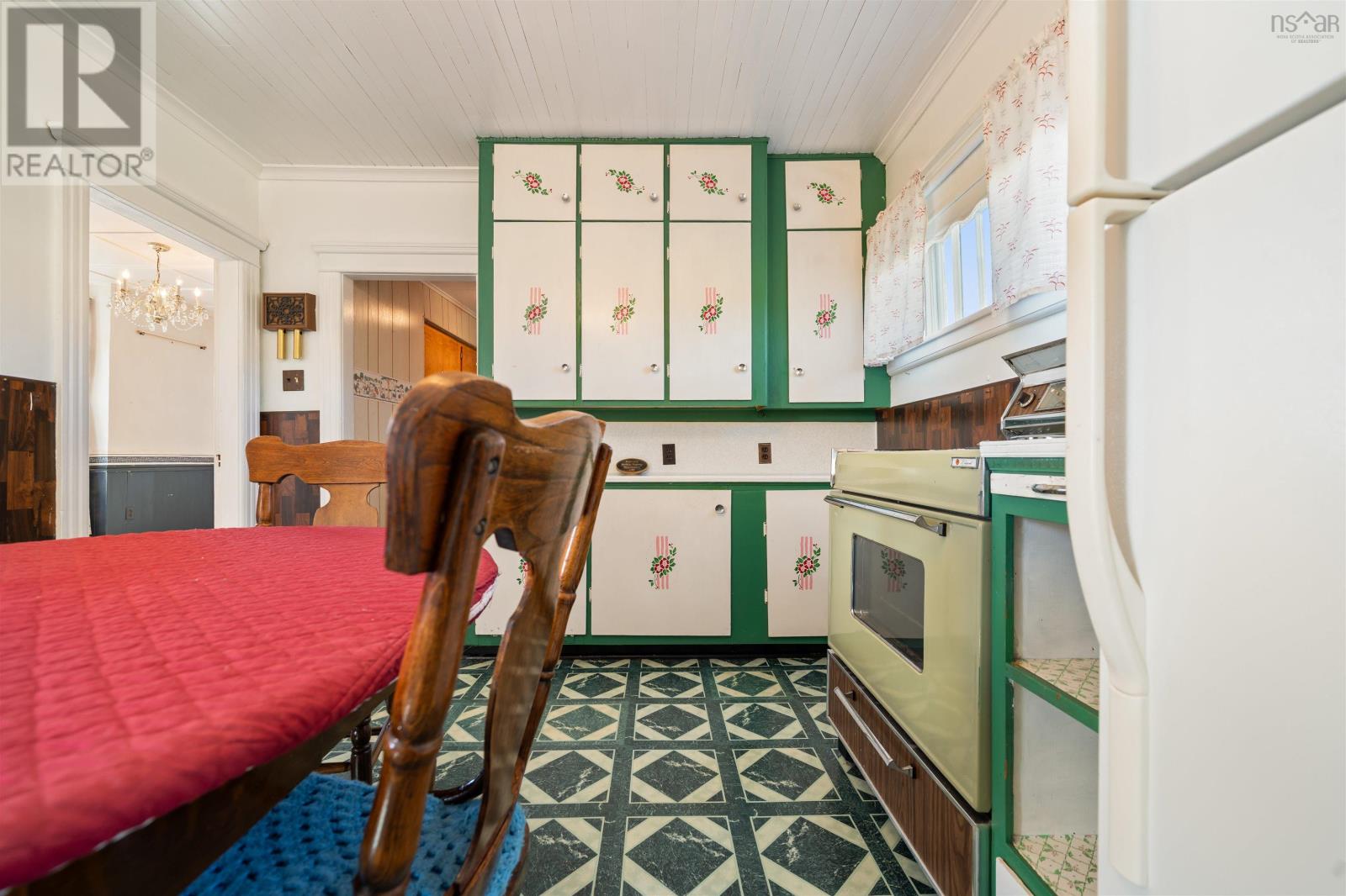 Property 20 of 49 of 1219 West Advocate Road