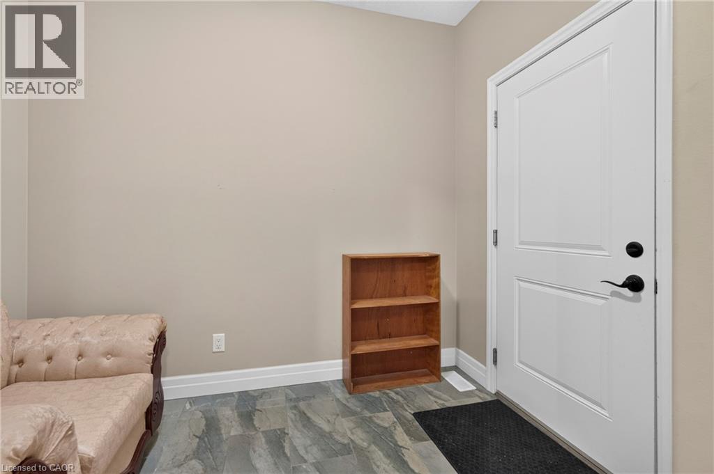 81 REAGAN Street - 19