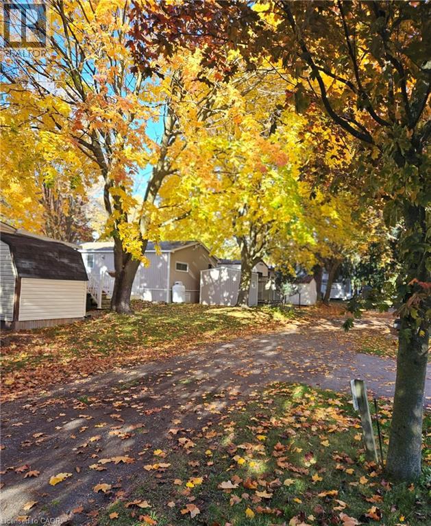 #14 580 BEAVER CREEK Road - Image 35