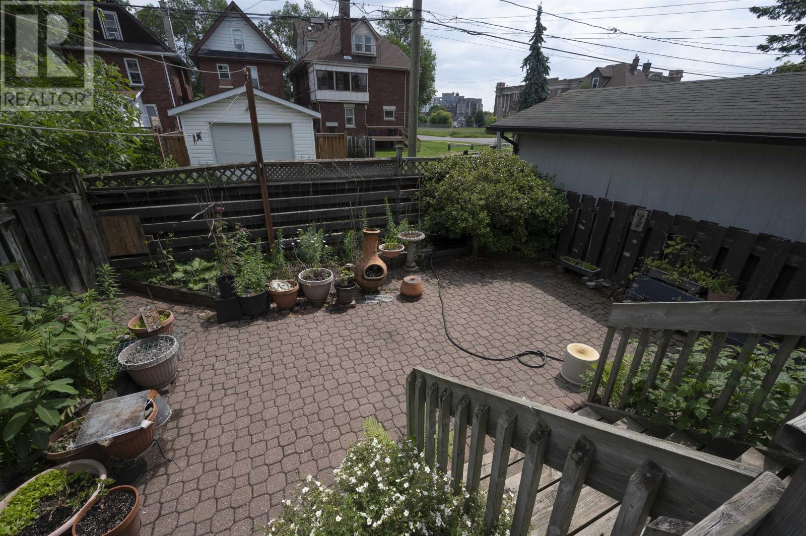 434 Norah Street South - 40