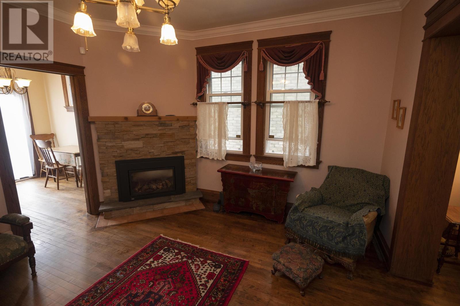 434 Norah Street South - Image 9