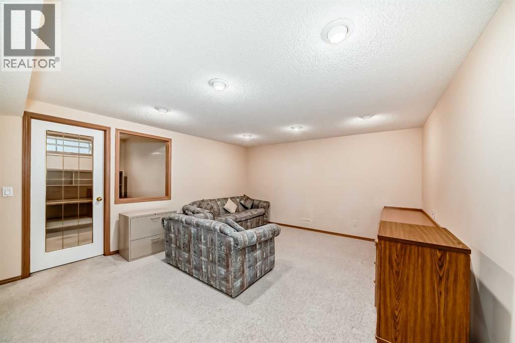 83 Hawkmount Green NW - 27
