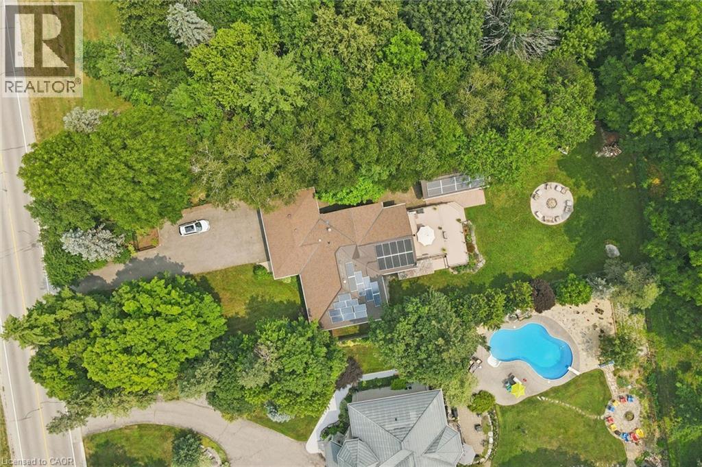 410 AVENUE Road - 47