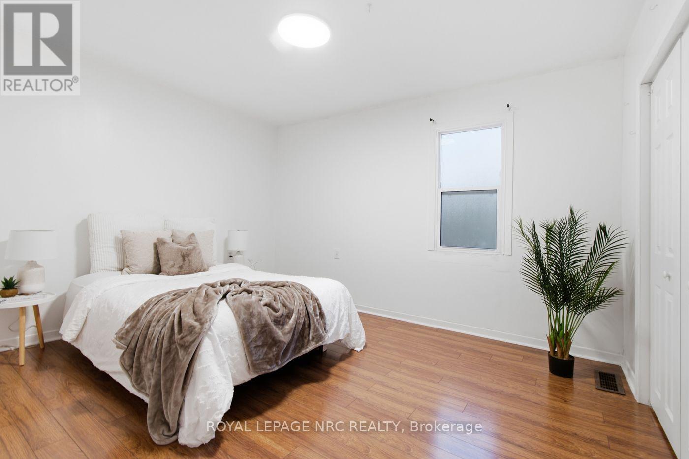 595 LINCOLN STREET - 17