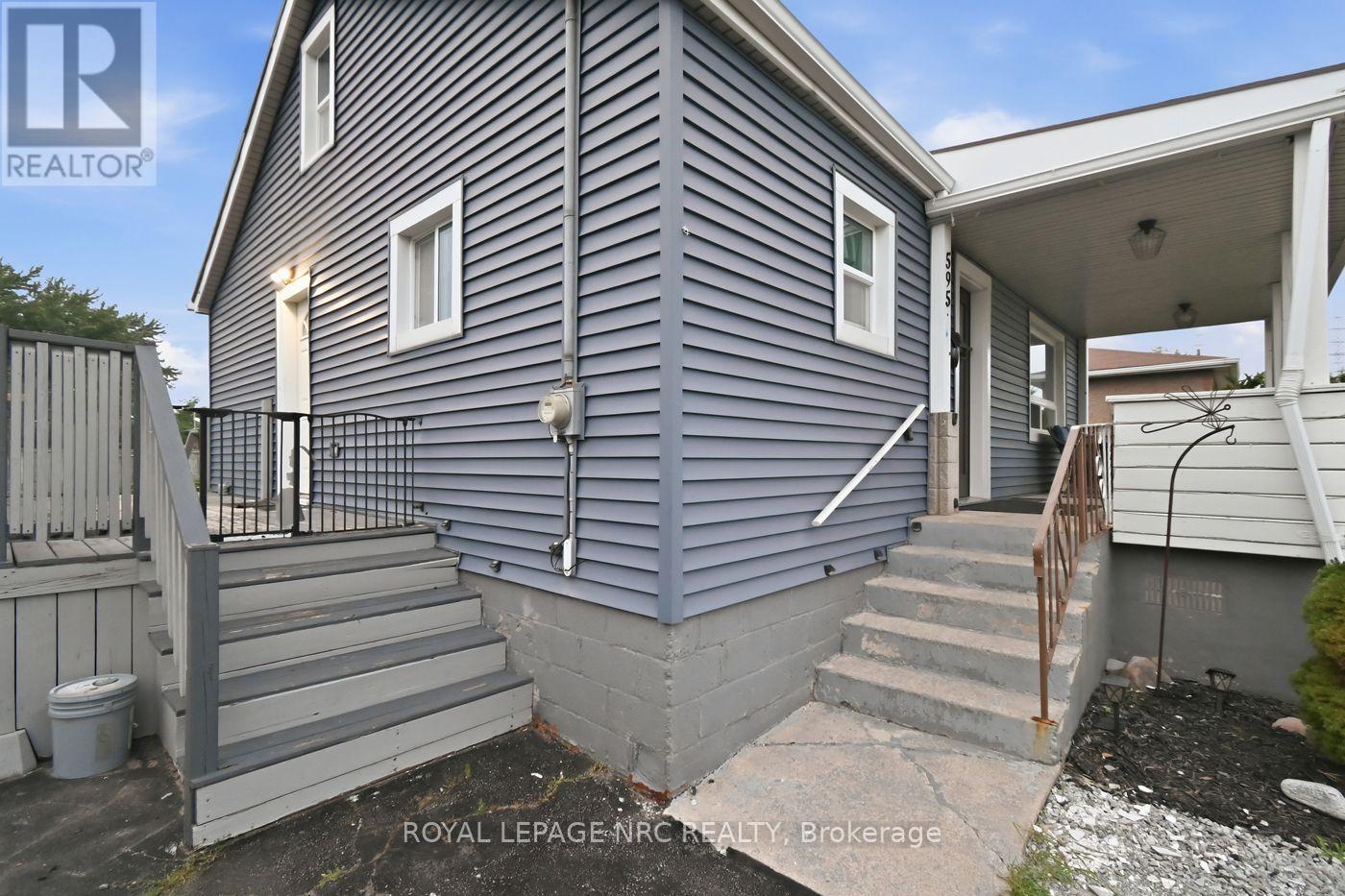 595 LINCOLN STREET - 24