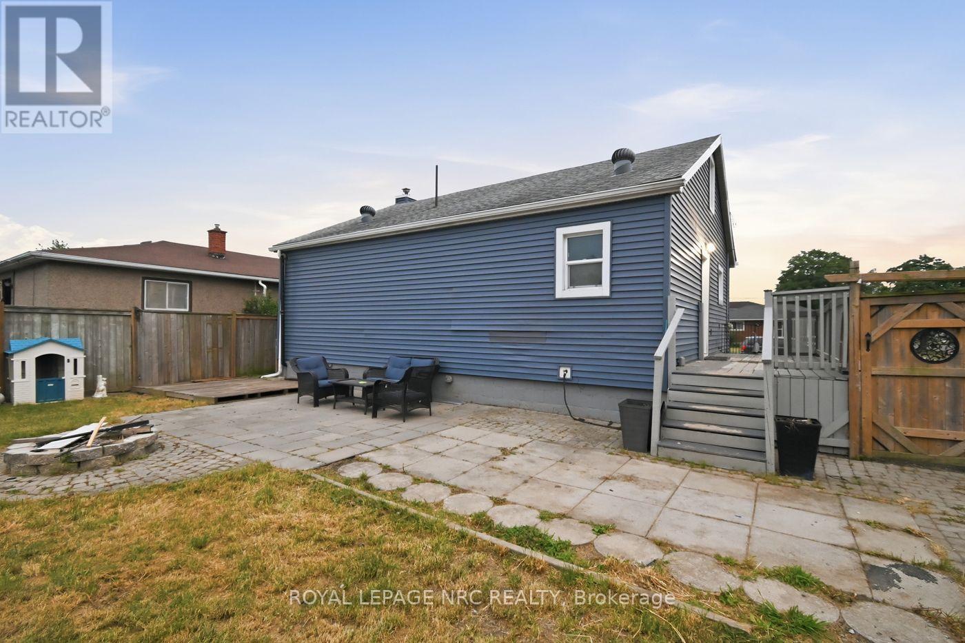 595 LINCOLN STREET - 25