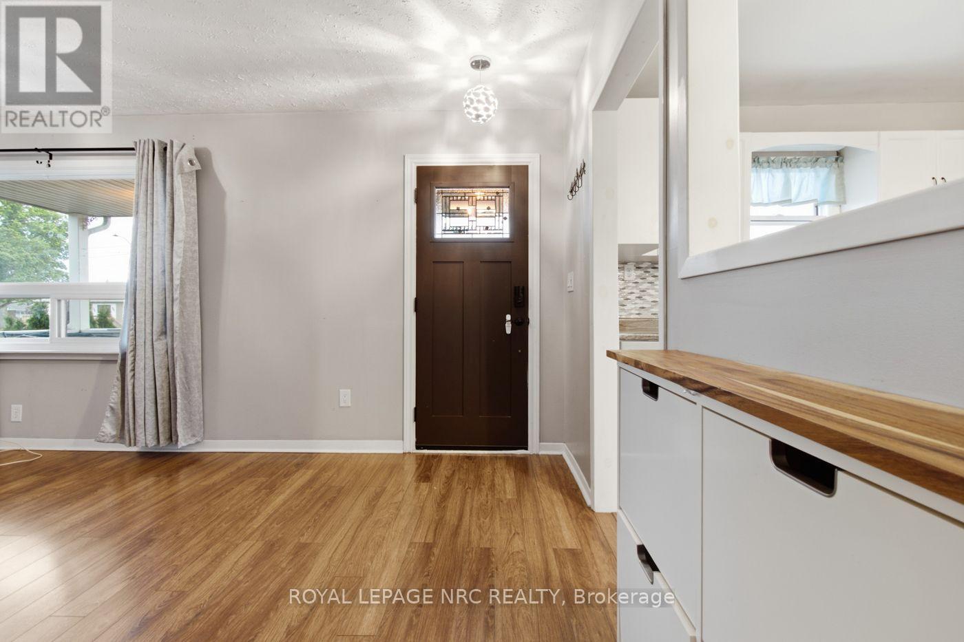595 LINCOLN STREET - 5