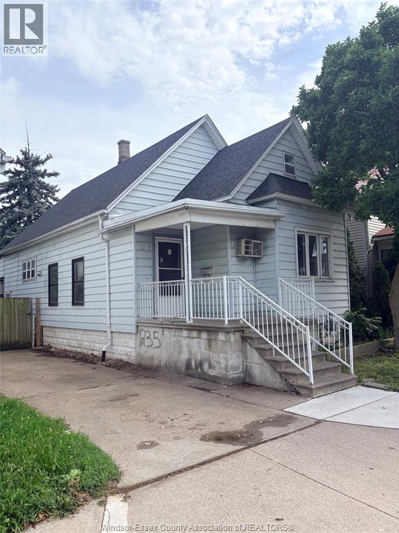1235 ERIE STREET East - 1