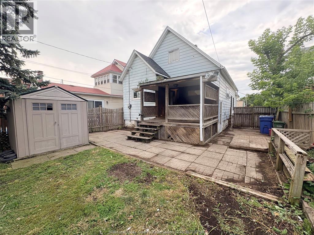1235 ERIE STREET East - 21