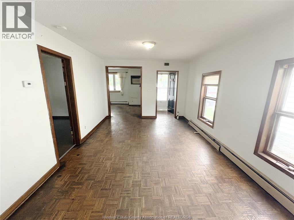 1235 ERIE STREET East - 4