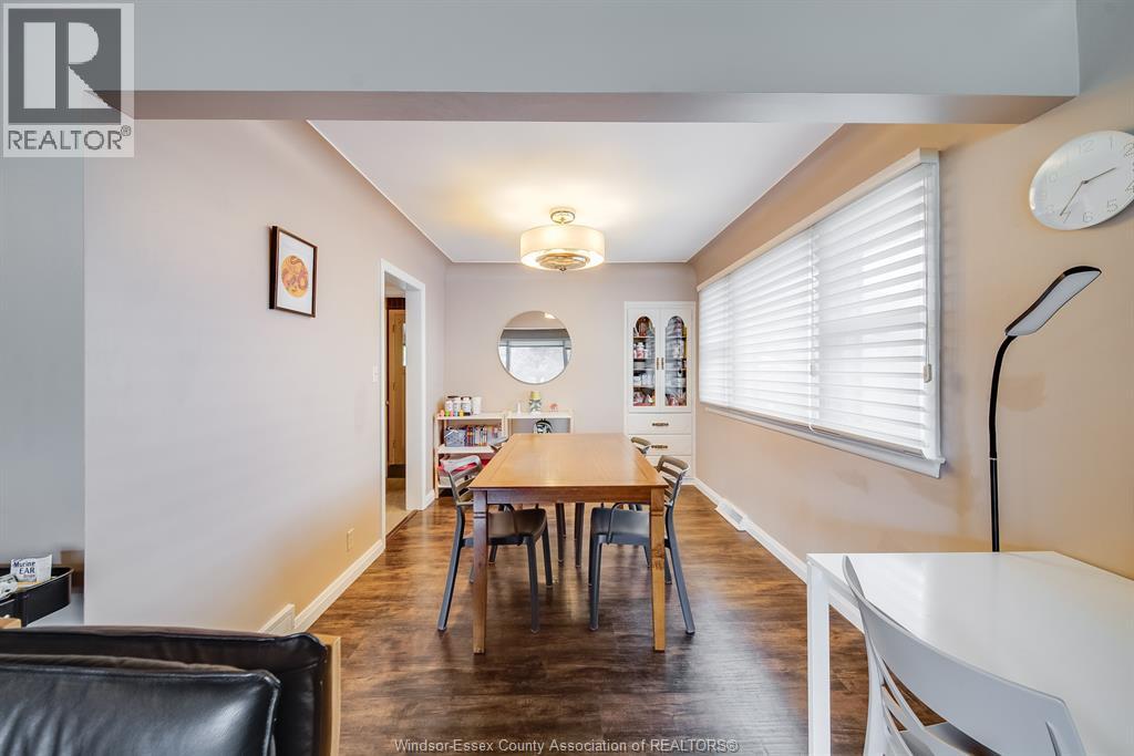 3063 BRUCE AVENUE - 11