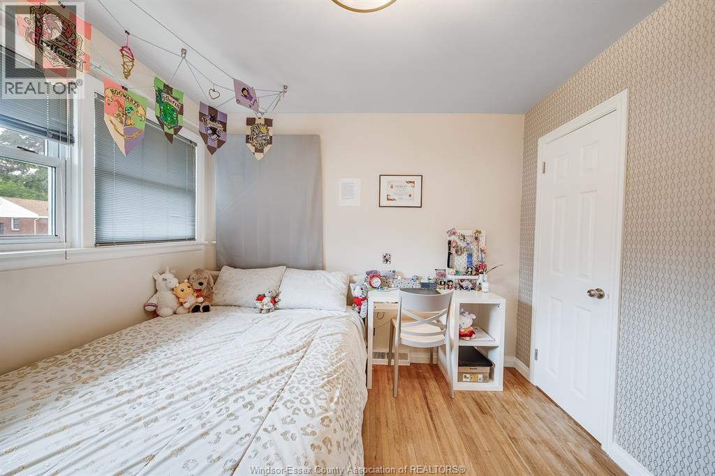 3063 BRUCE AVENUE - 19