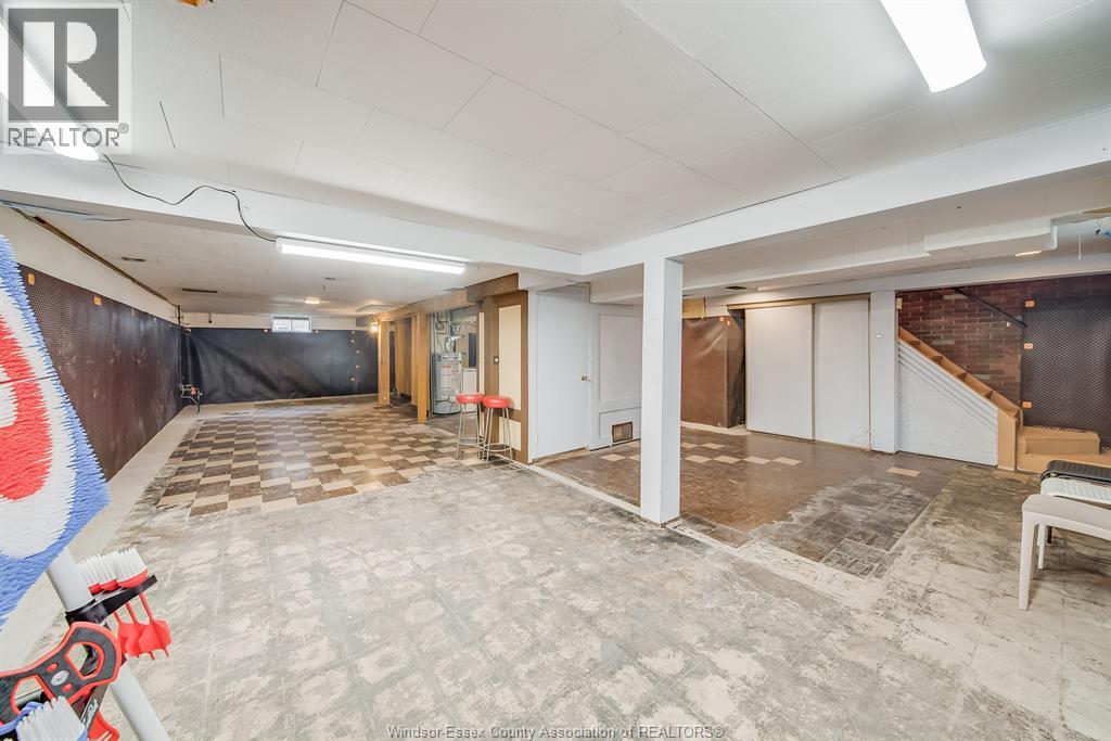 3063 BRUCE AVENUE - 27