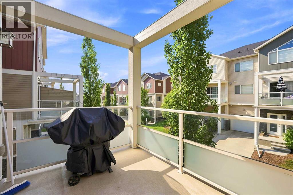 308 Redstone View NE - 23