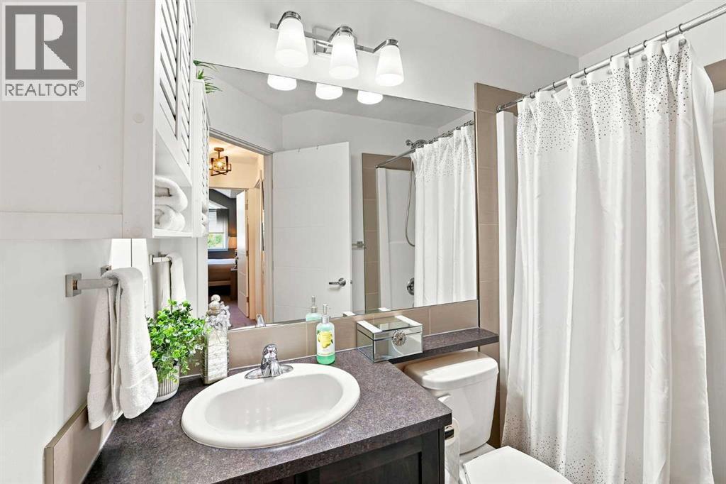 308 Redstone View NE - 30