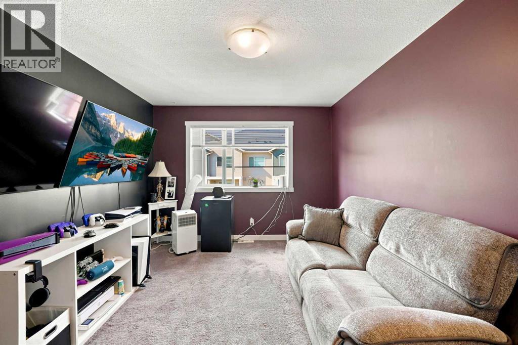 308 Redstone View NE - 33