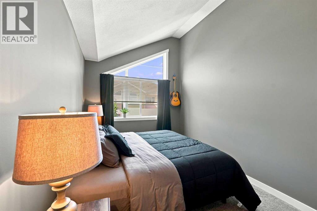 308 Redstone View NE - 38
